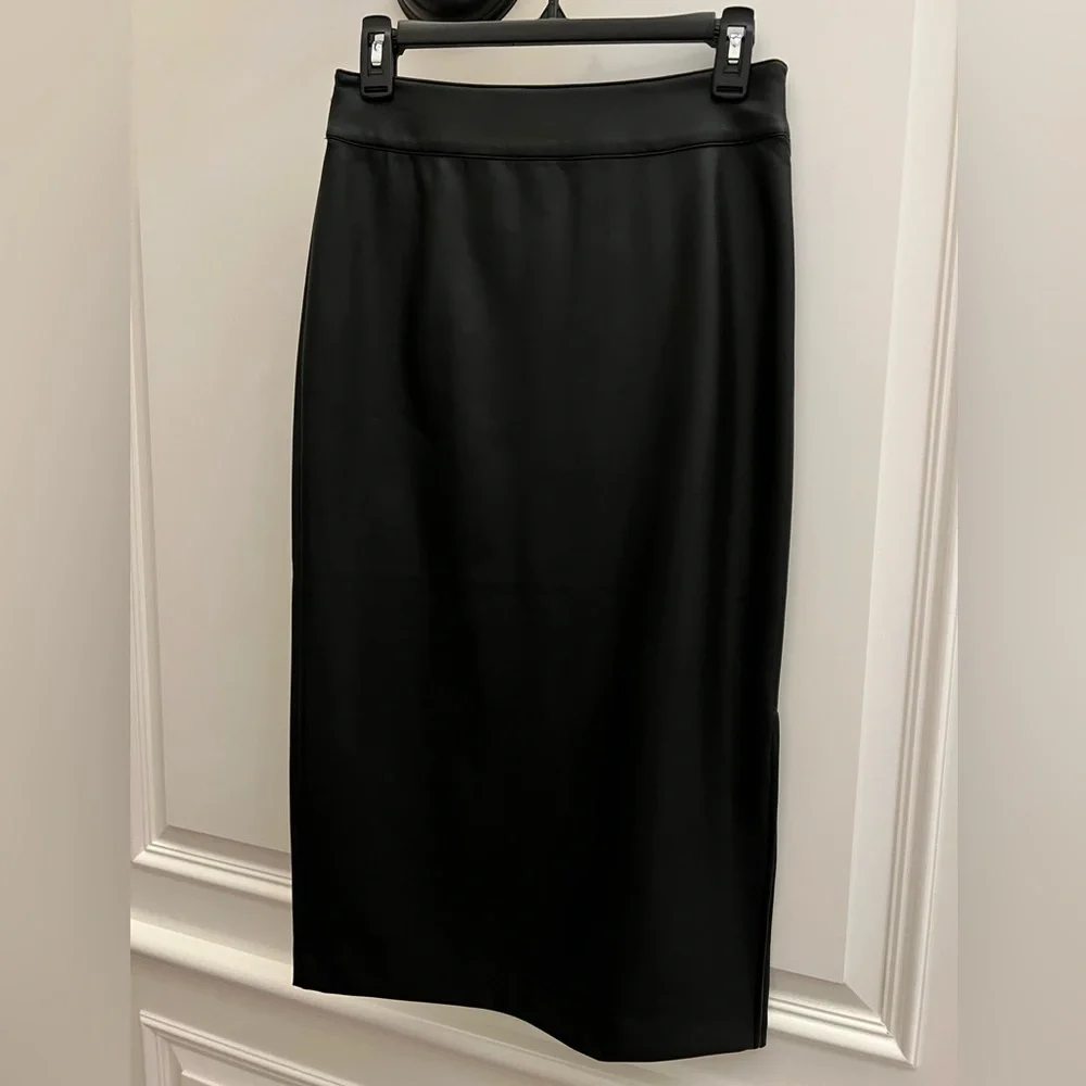 Halogen faux leather skirt. Size 4